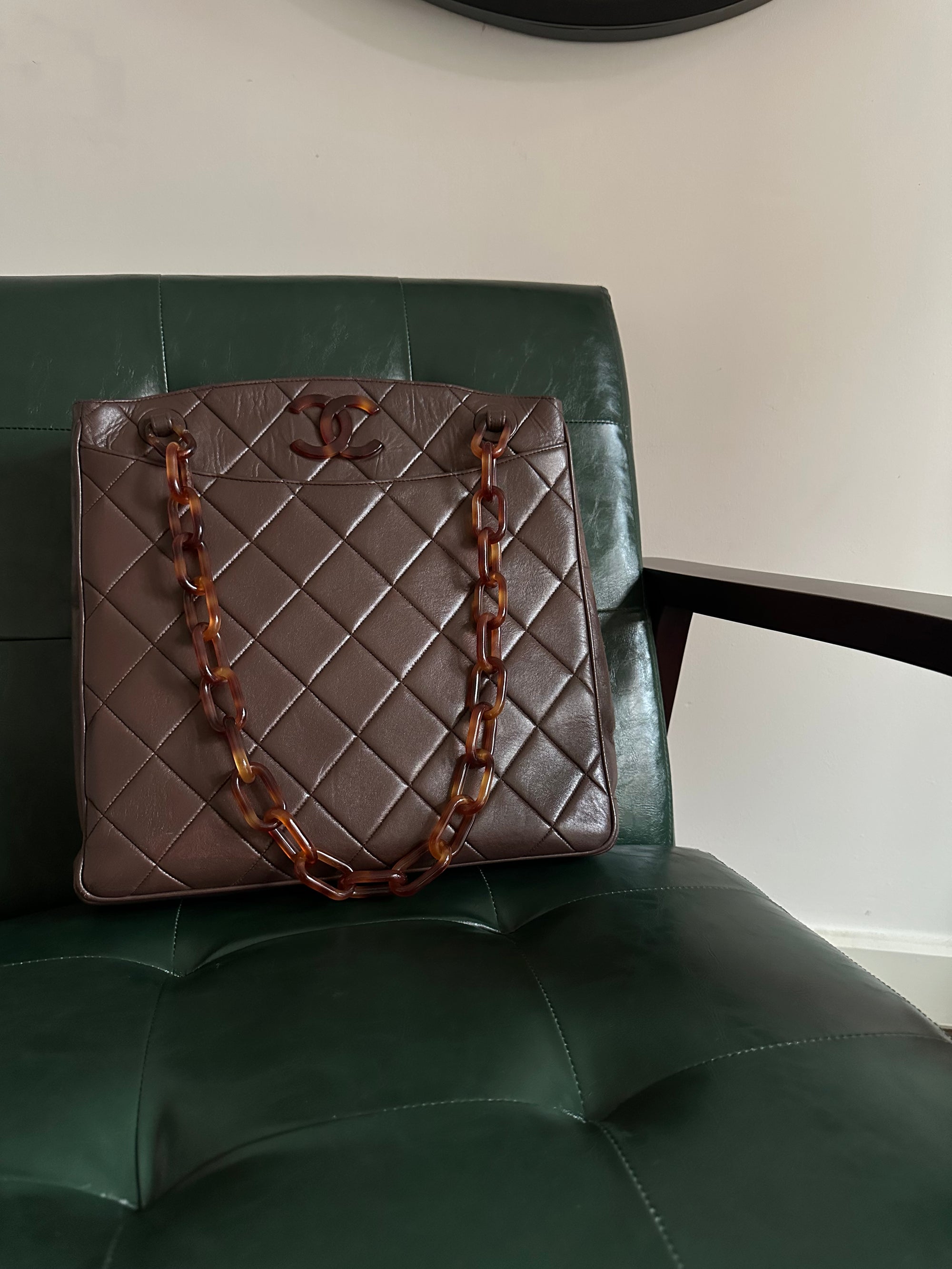 Chanel Vintage Brown Lambskin Tortoiseshell Chain Tote Bag