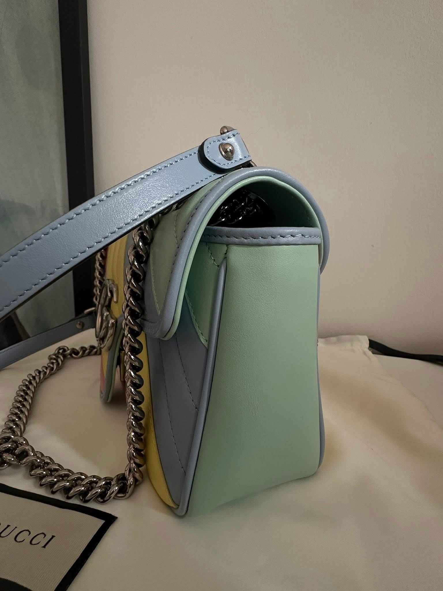 Gucci rainbow stripe marmont bag size small