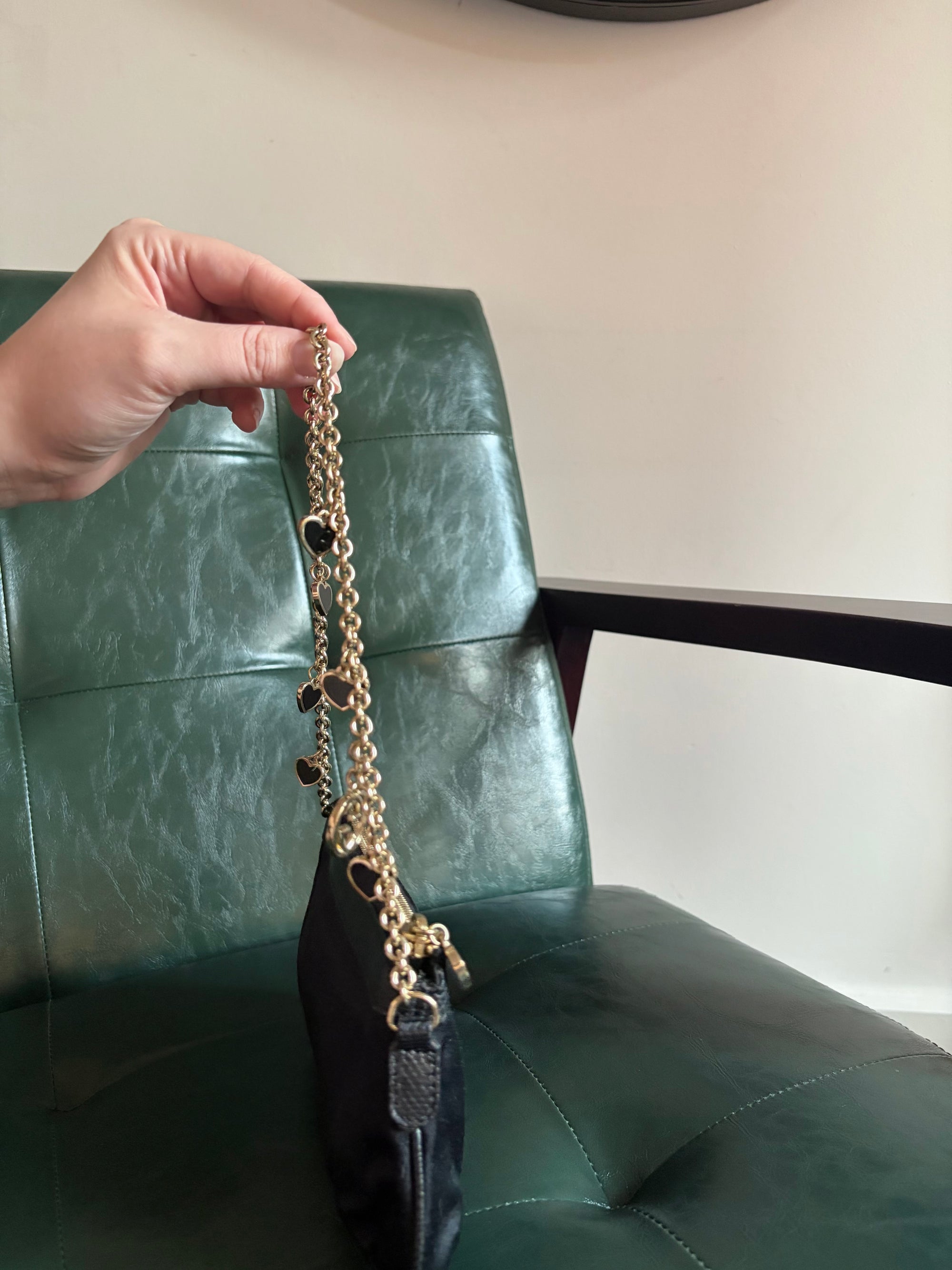 Gucci black satin heart chain pochette with exotic lizard trim