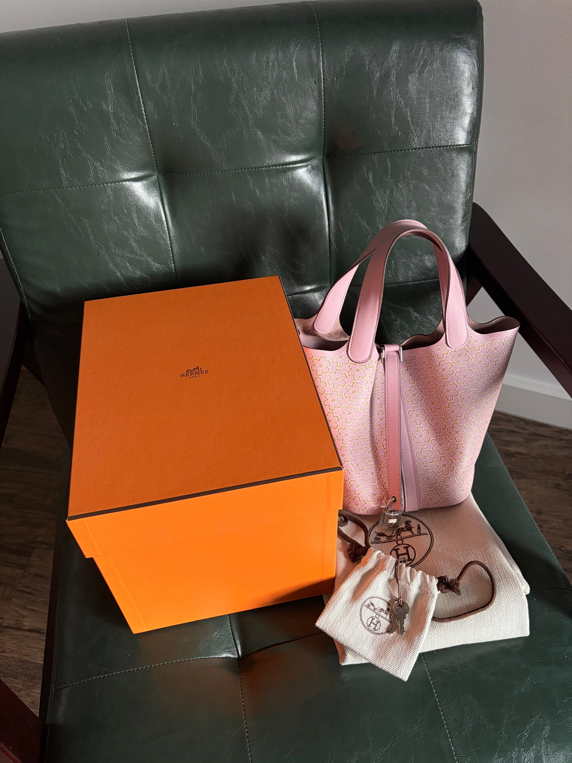 Limited Edition Hermes Lucky Daisy Picotin 18