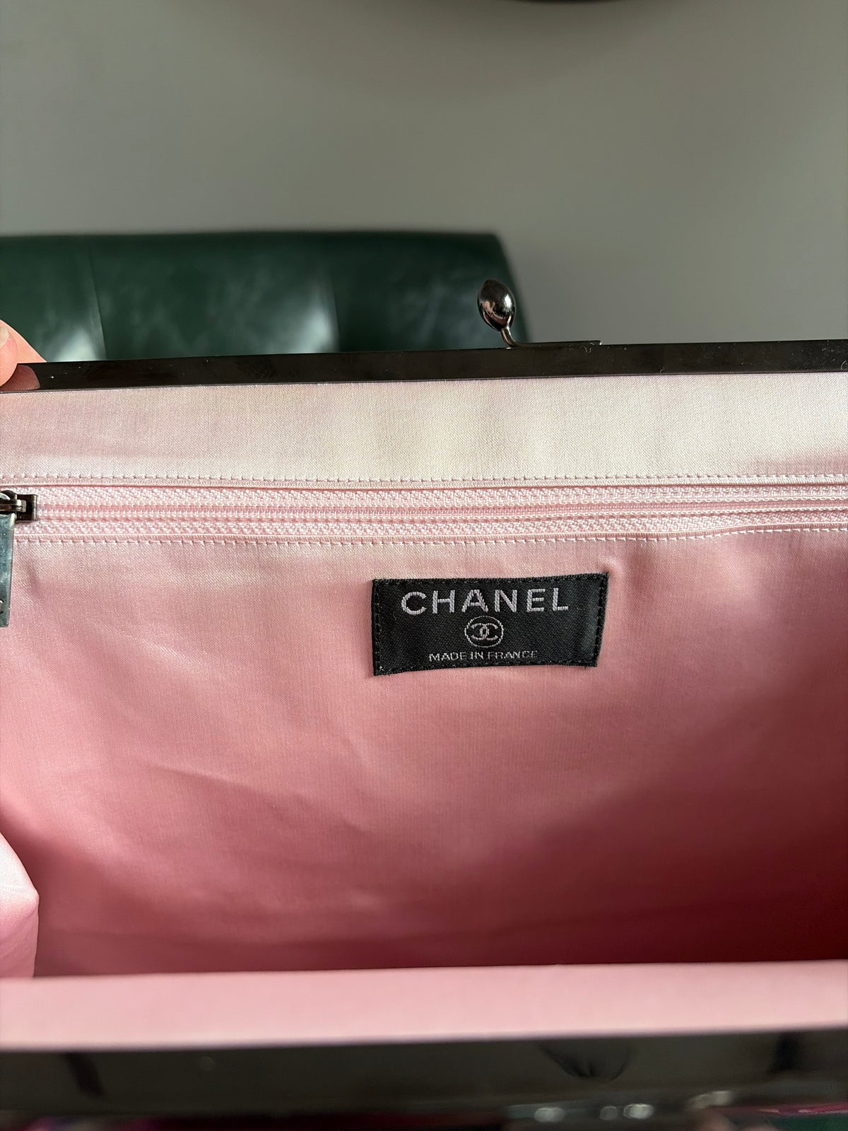 Chanel vintage watercolor kisslock pink and purple tote bag