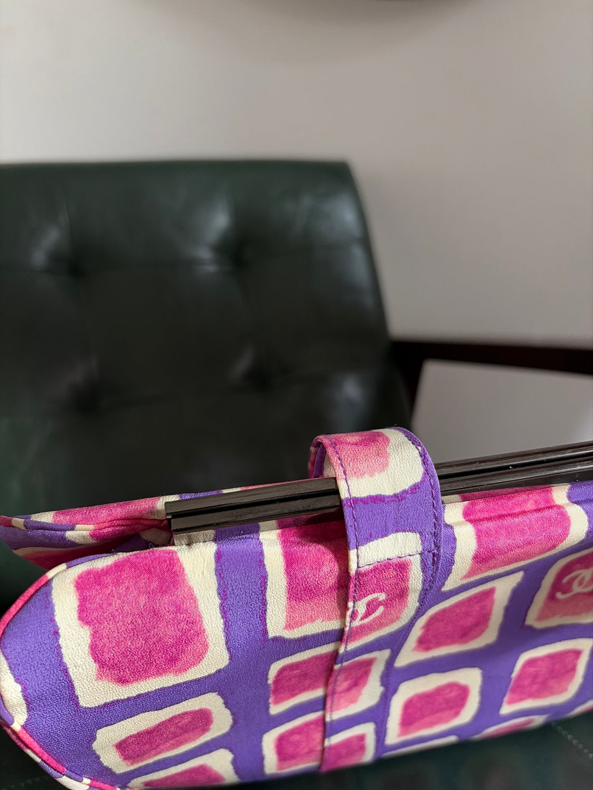 Chanel vintage watercolor kisslock pink and purple tote bag