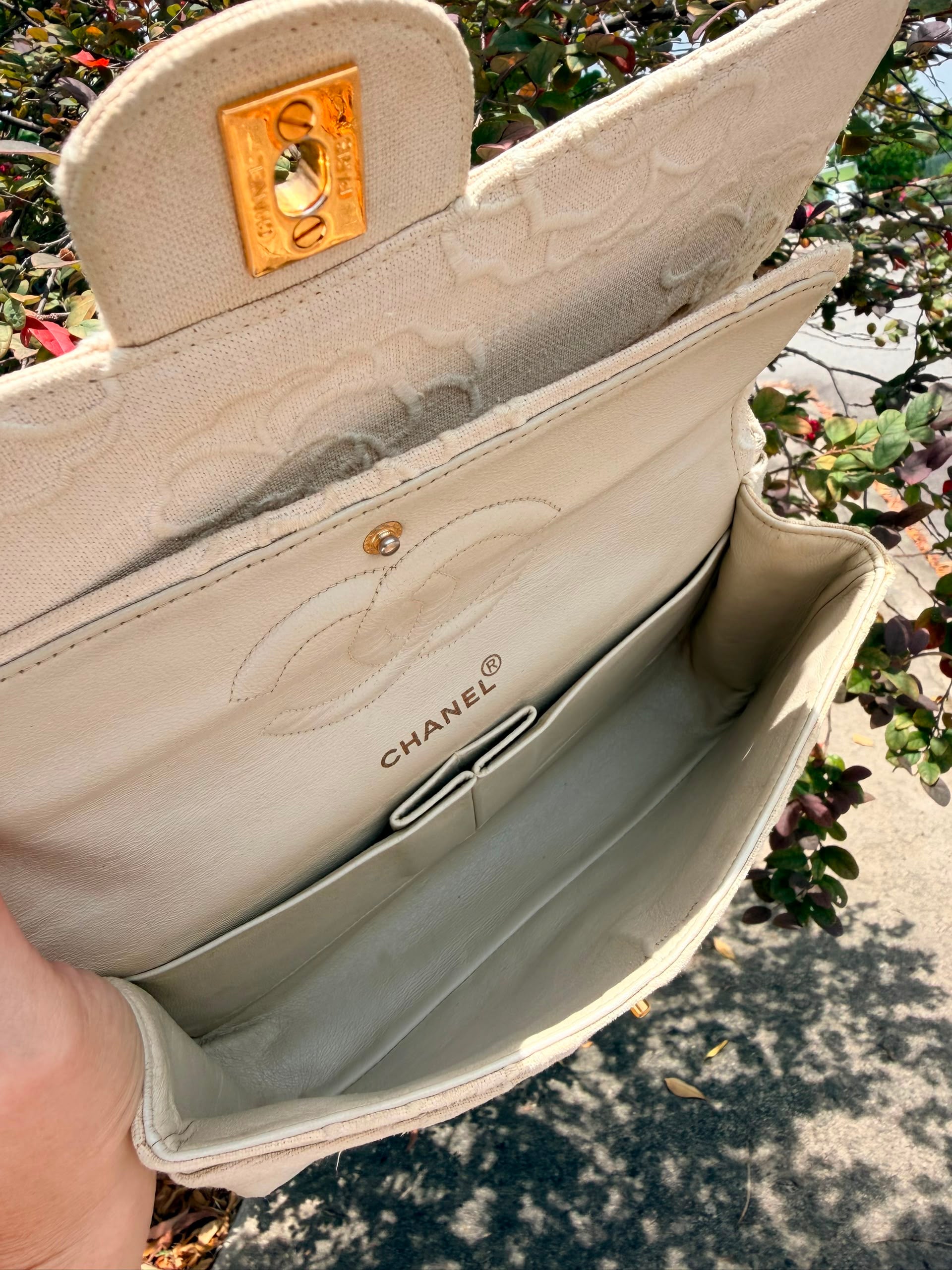 Rare! Vintage Chanel Cream Linen Camellia Medium Double Flap Bag