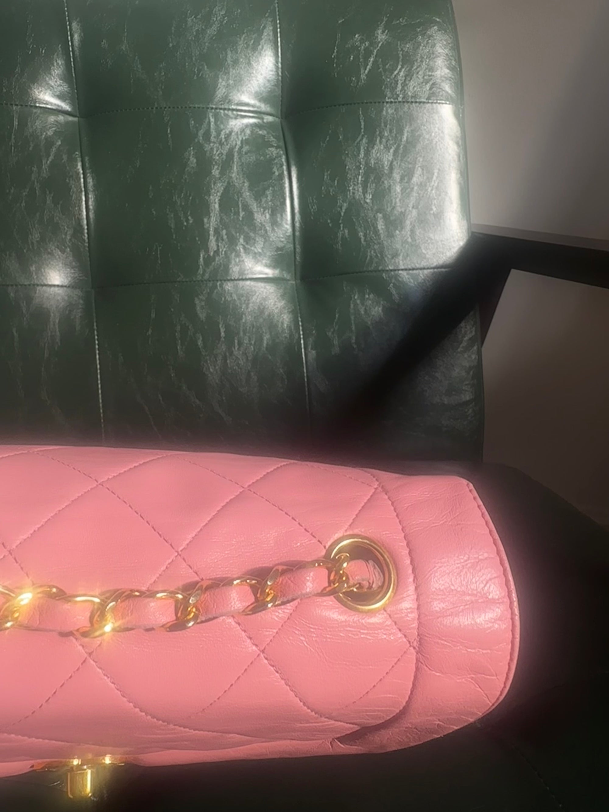 Super Rare! Chanel Diana 22 Vintage Bag in Pink Lambskin - 24ct