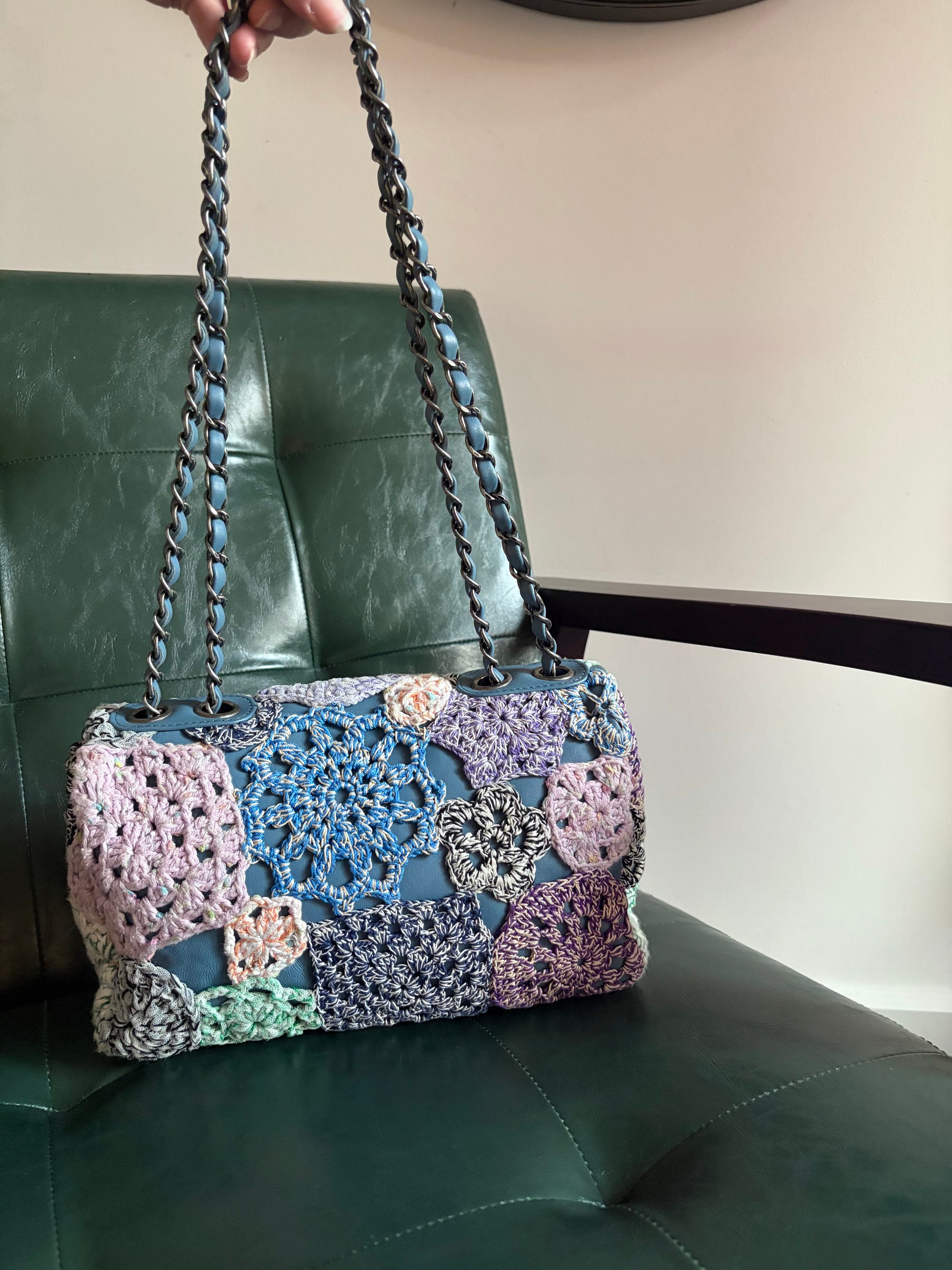 Chanel Paris-Seoul blue leather and crochet single flap bag