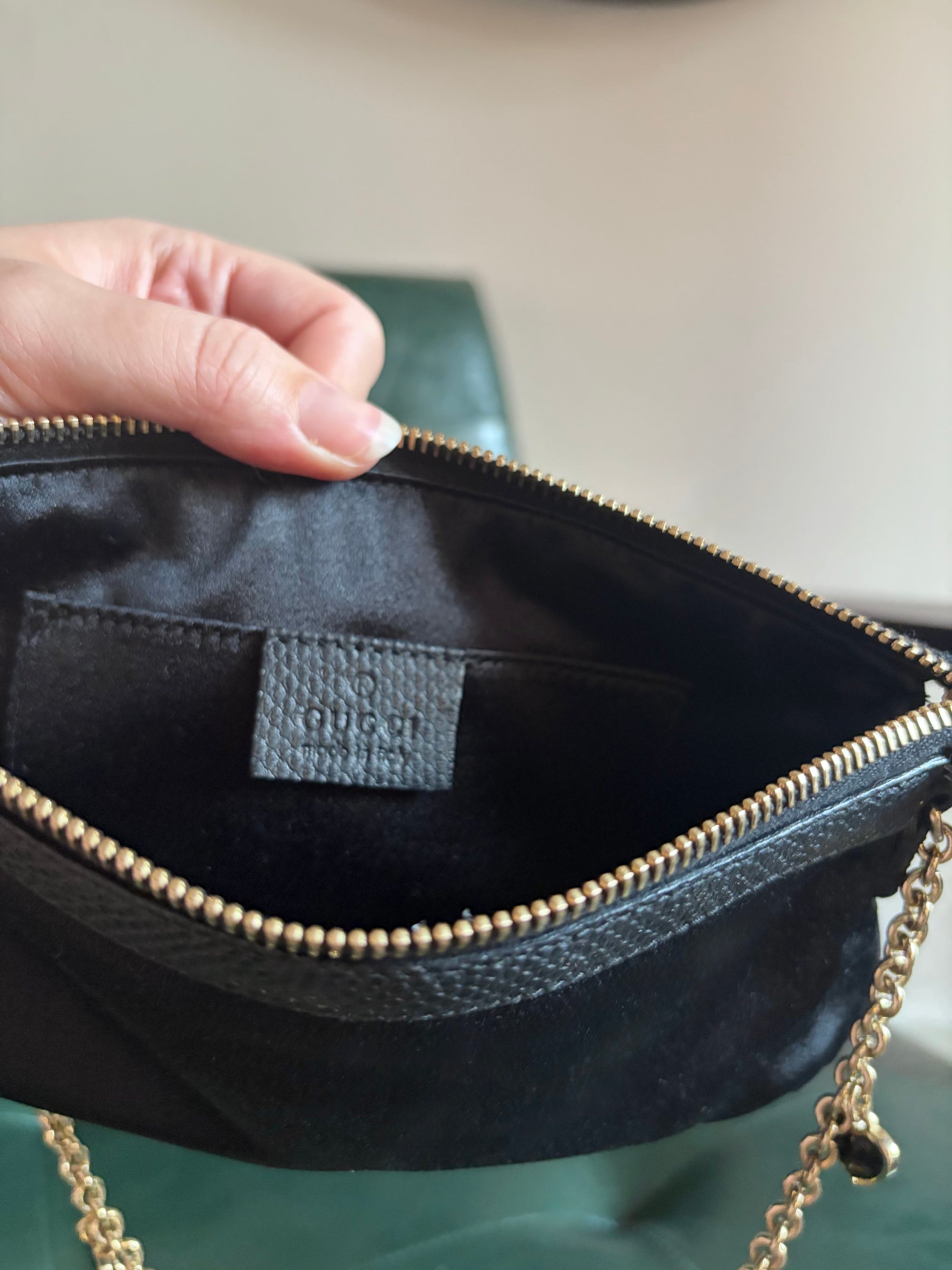Gucci black satin heart chain pochette with exotic lizard trim