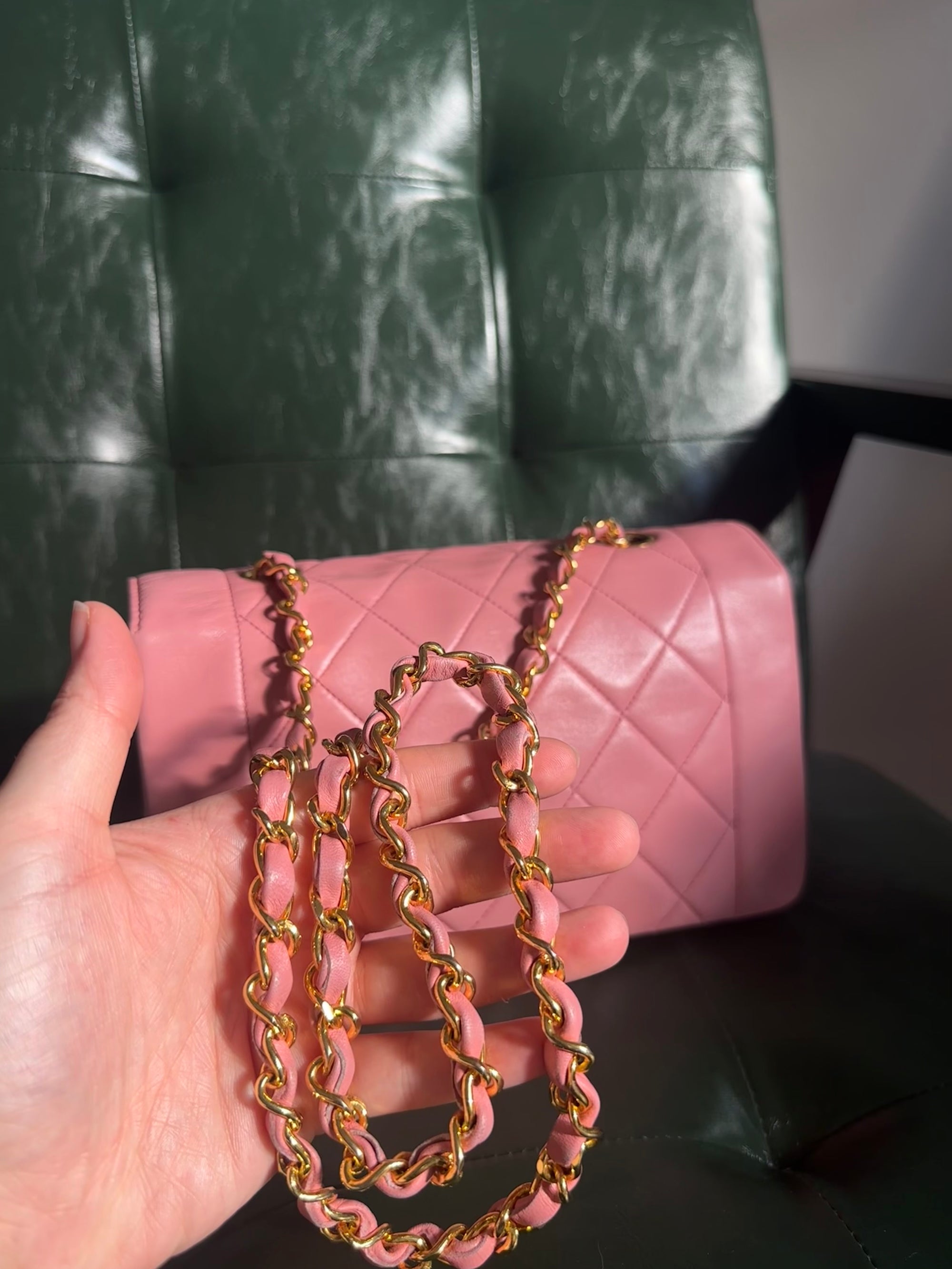 Super Rare! Chanel Diana 22 Vintage Bag in Pink Lambskin - 24ct
