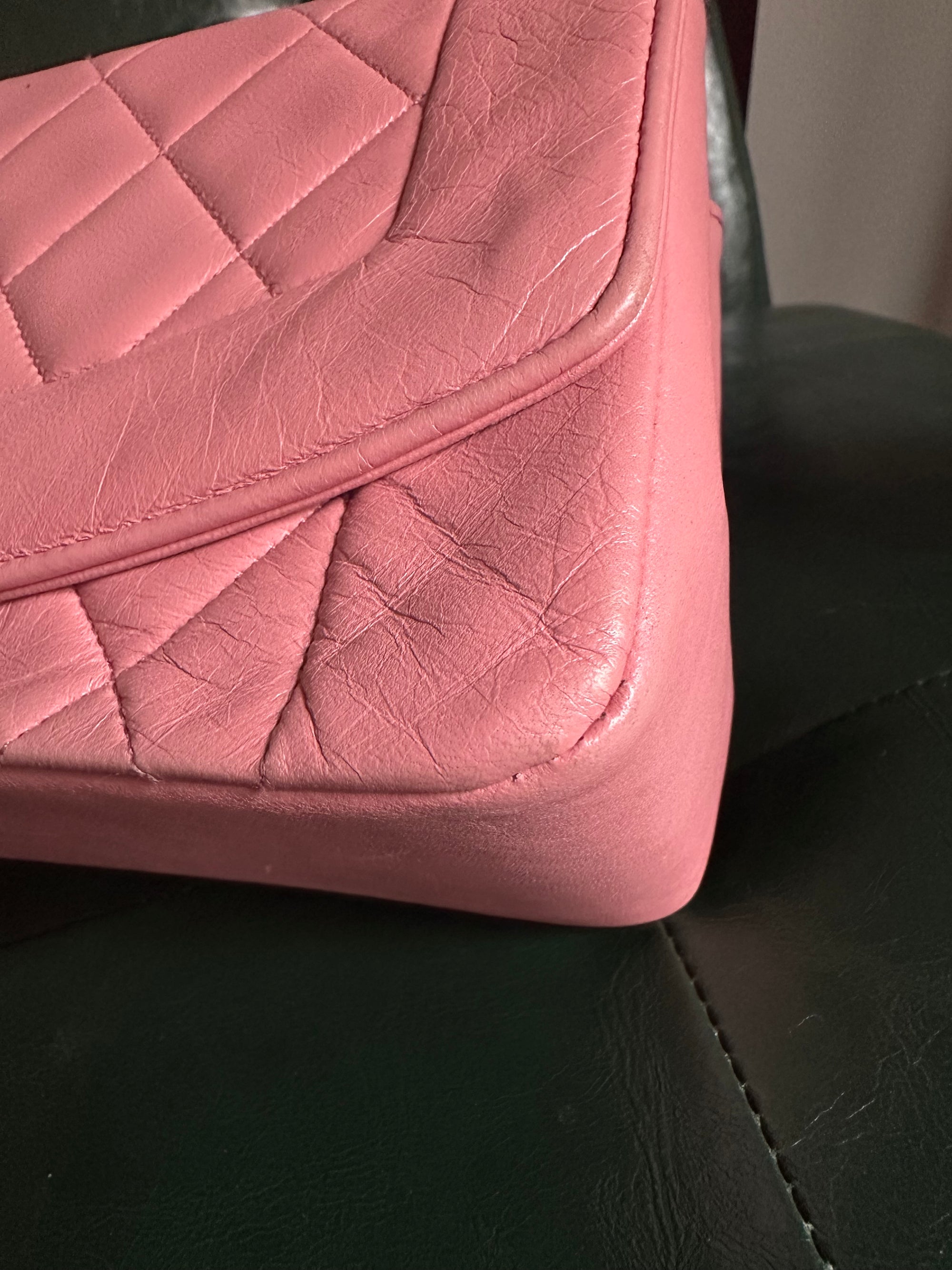 Super Rare! Chanel Diana 22 Vintage Bag in Pink Lambskin - 24ct