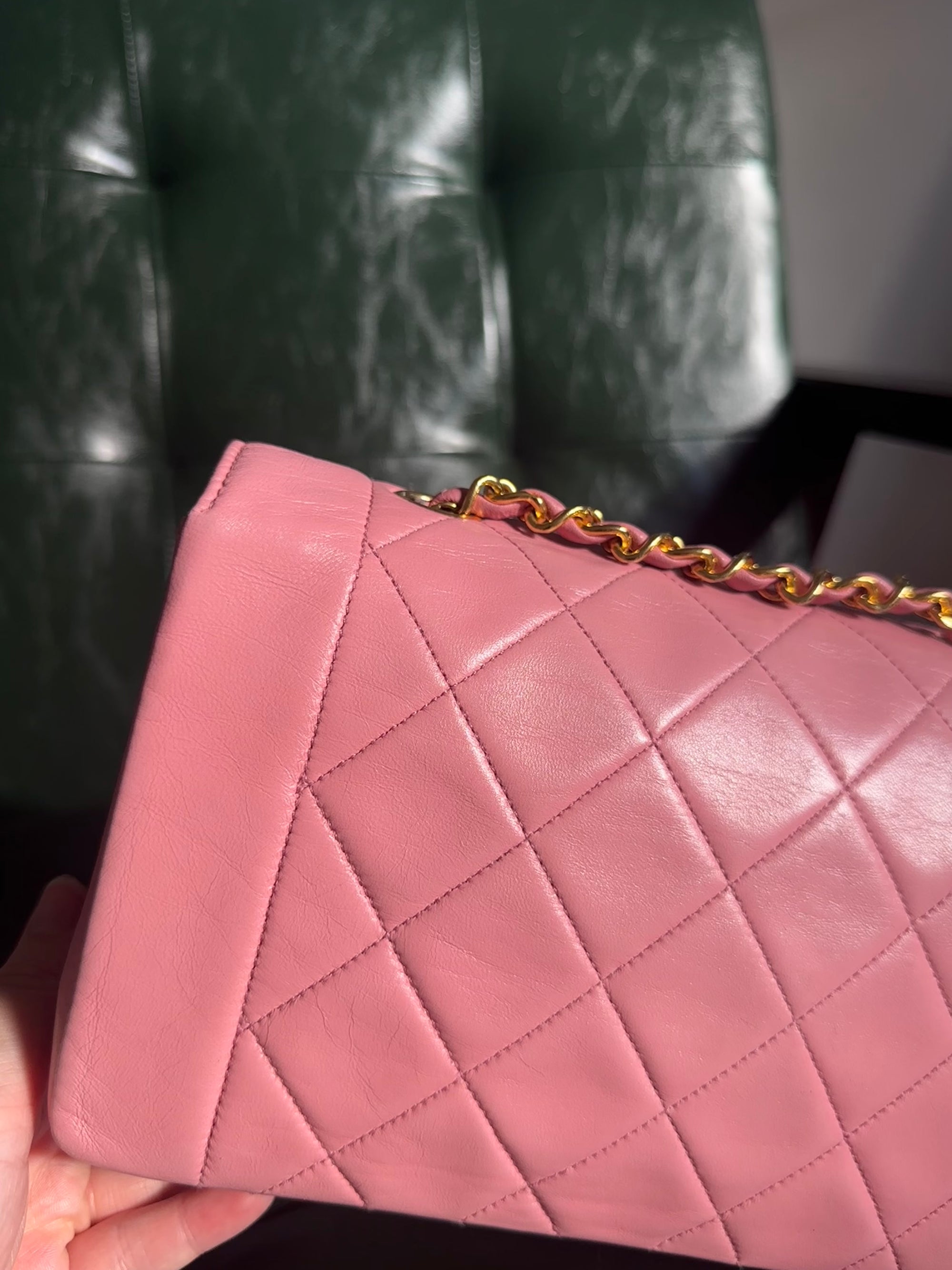 Super Rare! Chanel Diana 22 Vintage Bag in Pink Lambskin - 24ct