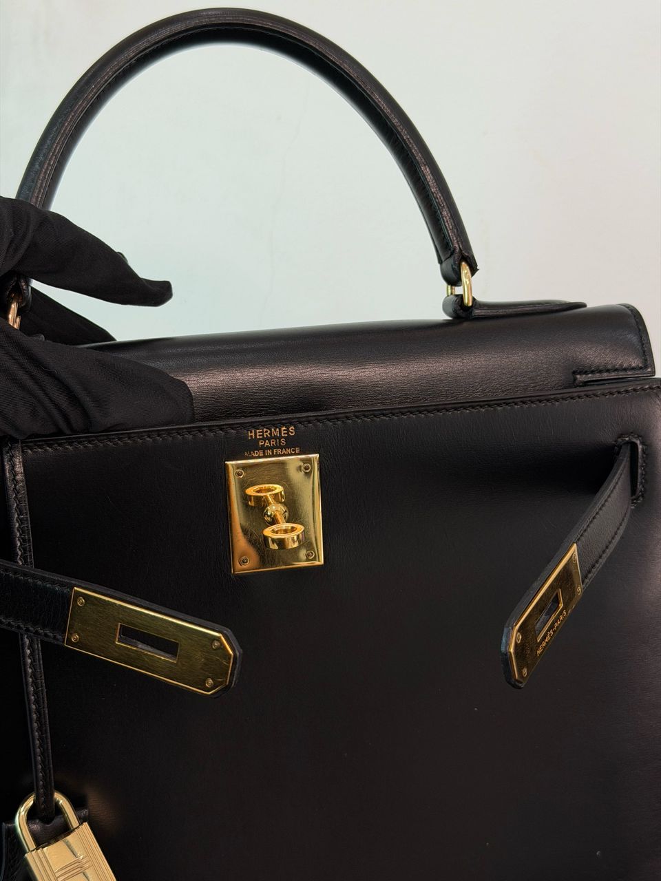 Hermes vintage Kelly 28 black box leather gold hardware